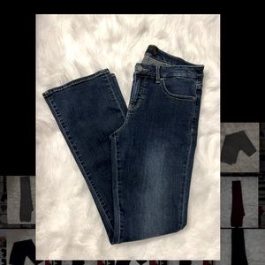 Buckle Black Fit No. 76 Bootcut Jeans size 29x32.